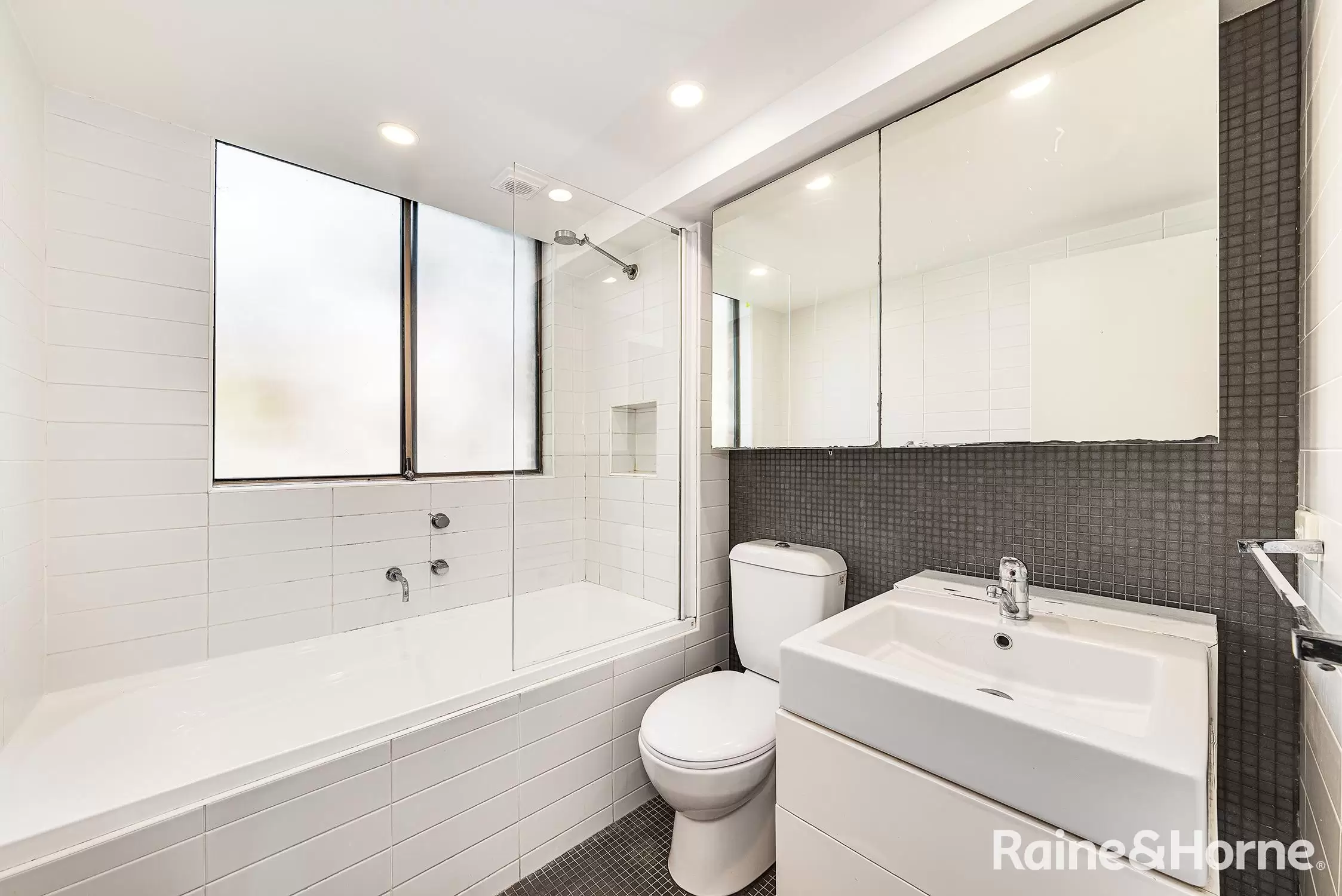 6/84 Melody Street, Coogee Leased by Raine & Horne Randwick | Coogee | Clovelly - image 4