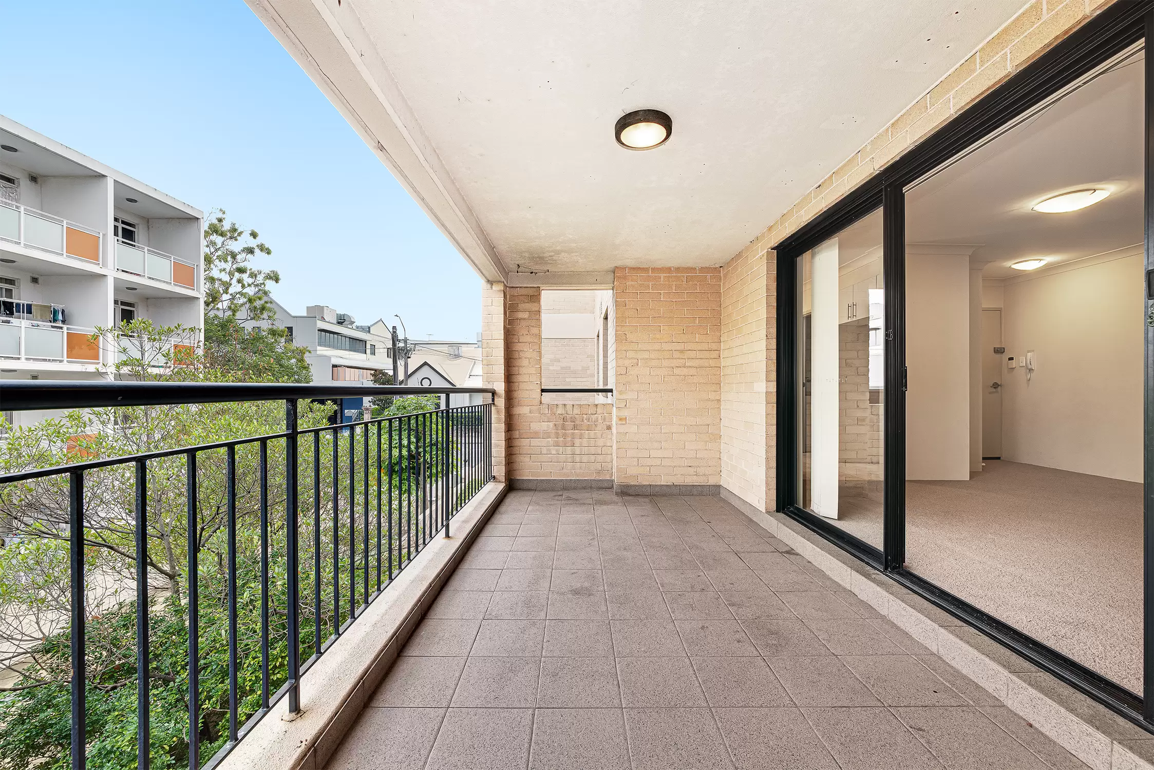 6/171 Avoca Street, Randwick Leased by Raine & Horne Randwick | Coogee | Clovelly - image 3
