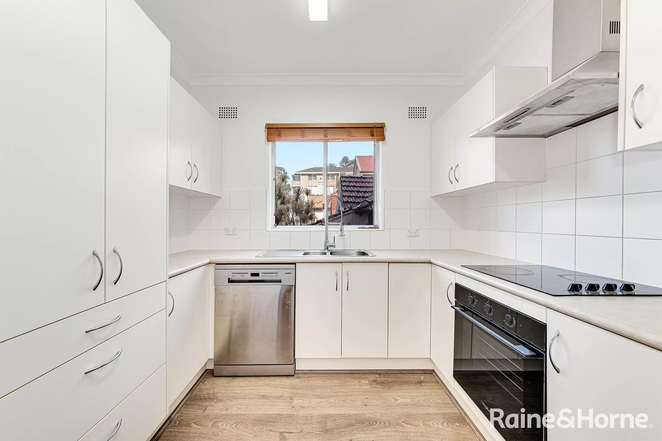 1/38-40 Market Street, Randwick Leased by Raine & Horne Randwick | Coogee | Clovelly - image 2