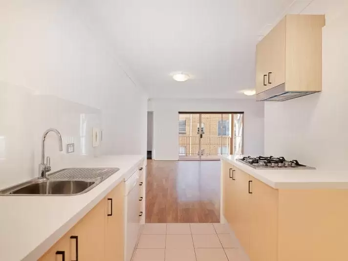 14/28-32 Boronia Street, Kensington Leased by Raine & Horne Randwick | Coogee | Clovelly - image 1