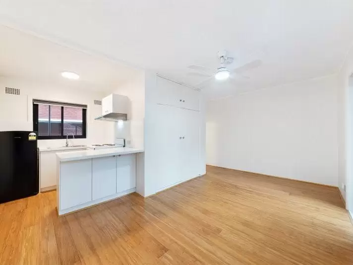 1/2 Houston Road, Kensington Leased by Raine & Horne Randwick | Coogee | Clovelly - image 1