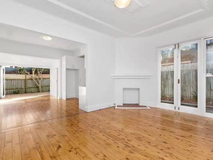 6 Cables Place, Waverley Leased by Raine & Horne Randwick | Coogee | Clovelly - image 2