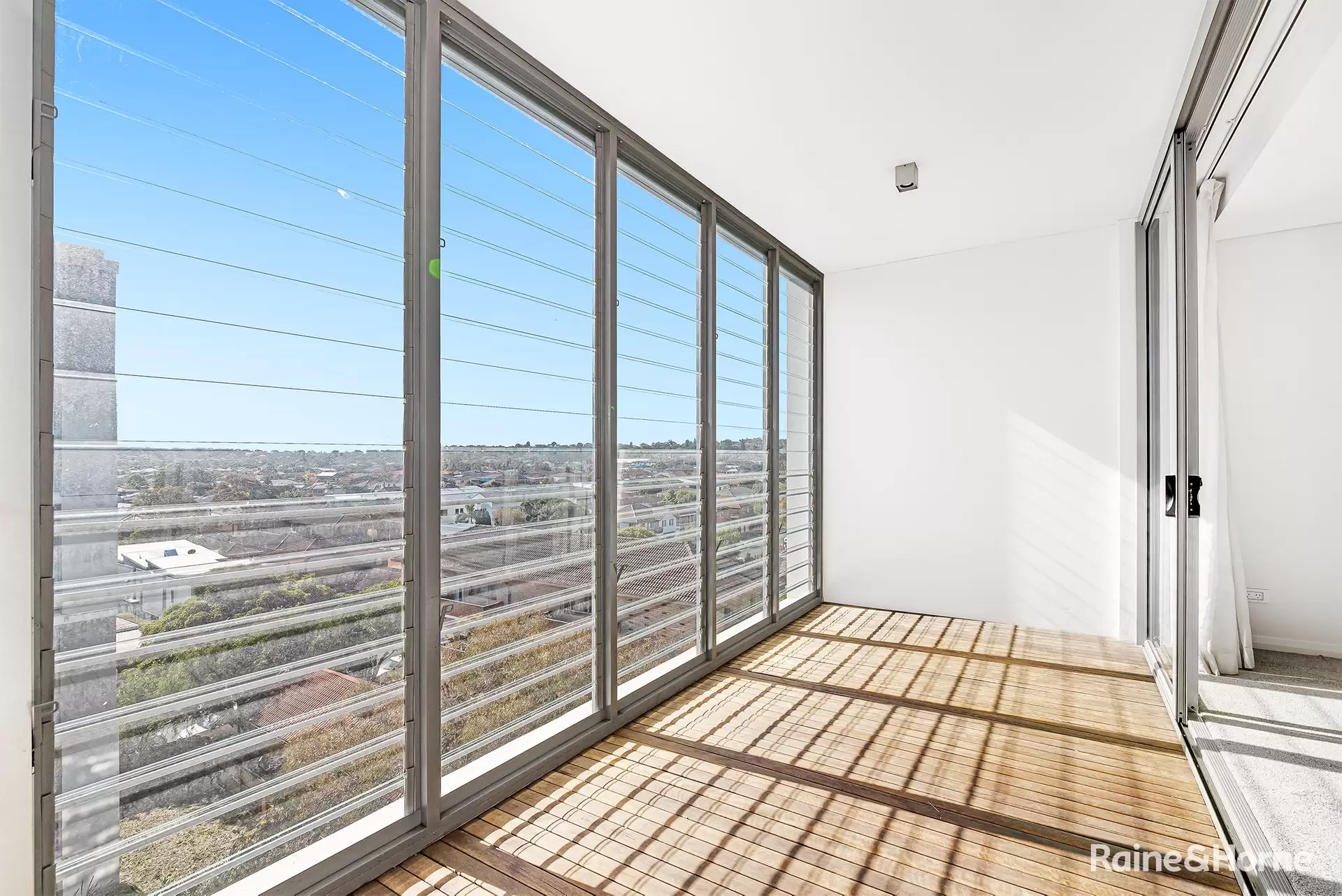 9G/10-12 Green Street, Maroubra Leased by Raine & Horne Randwick | Coogee | Clovelly - image 1