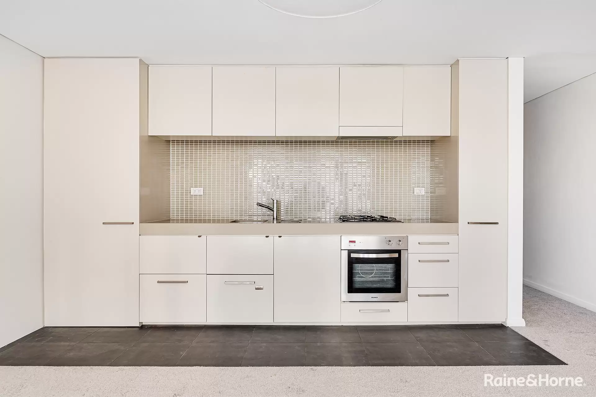 9G/10-12 Green Street, Maroubra Leased by Raine & Horne Randwick | Coogee | Clovelly - image 1