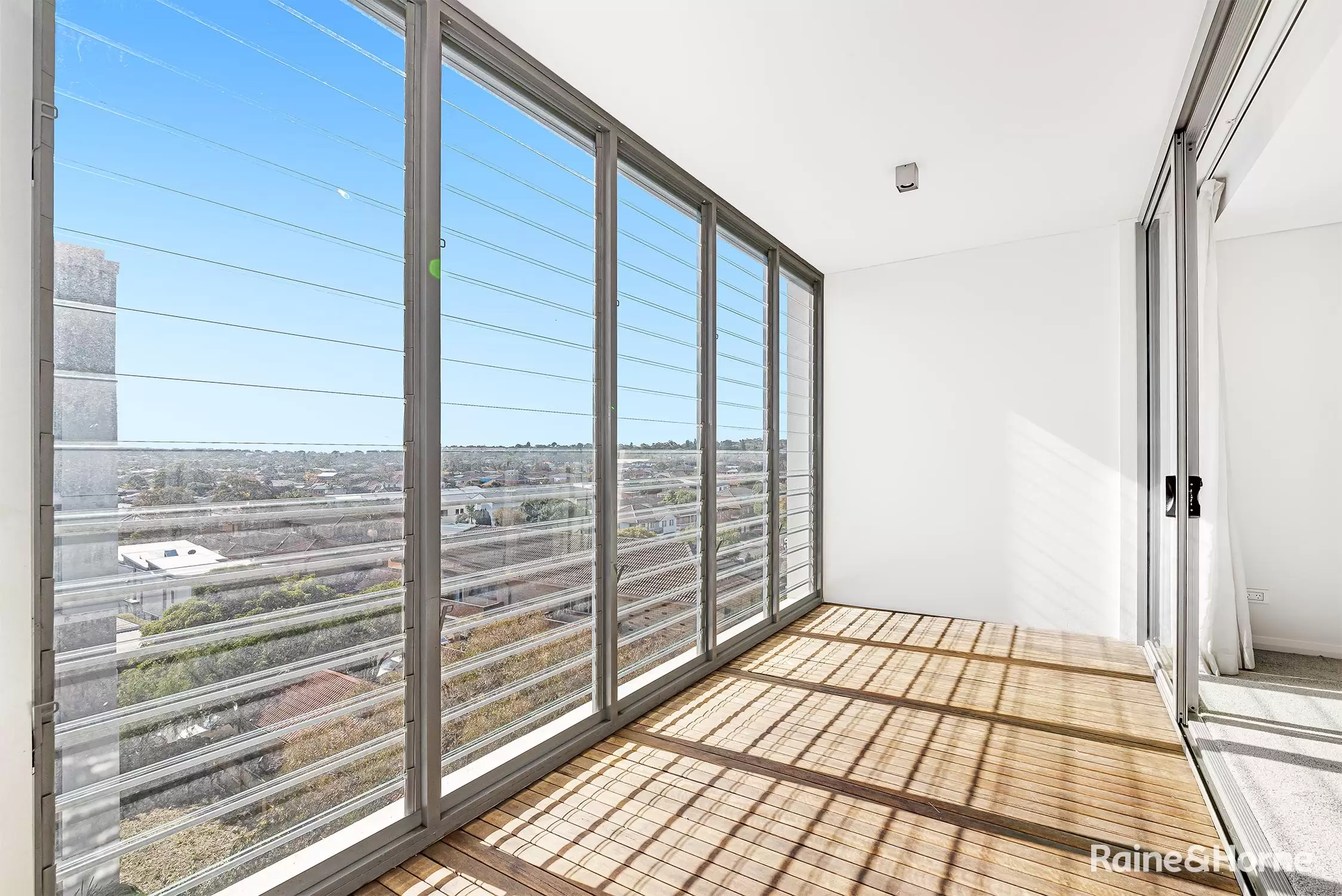 9G/10-12 Green Street, Maroubra Leased by Raine & Horne Randwick | Coogee | Clovelly - image 2