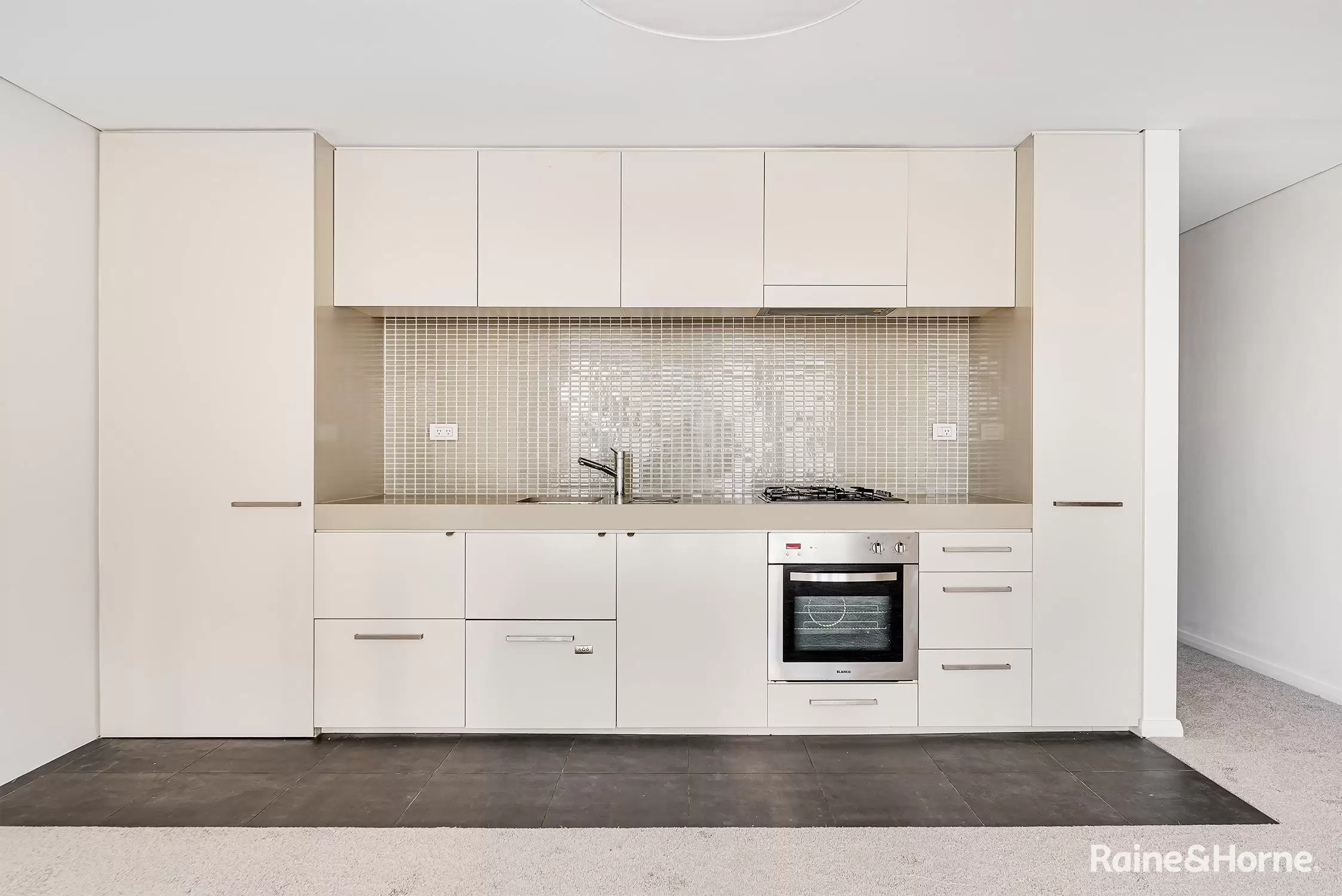 9G/10-12 Green Street, Maroubra Leased by Raine & Horne Randwick | Coogee | Clovelly - image 3