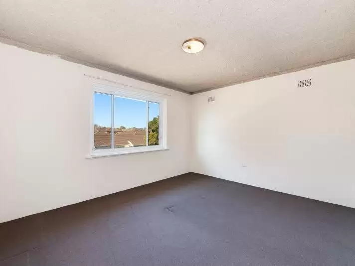 6/5 Unsted Crescent, Hillsdale Leased by Raine & Horne Randwick | Coogee | Clovelly - image 3