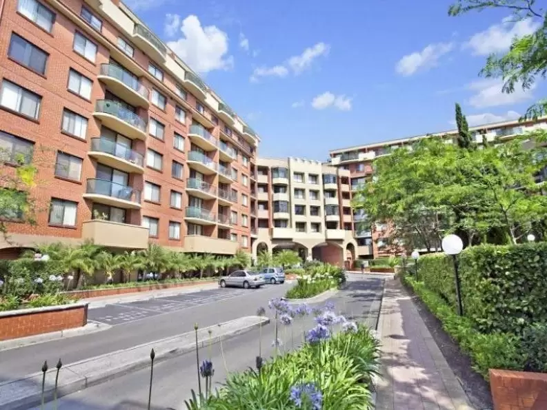 6309/177-219 Mitchell Road, Erskineville Leased by Raine & Horne Randwick | Coogee | Clovelly - image 1