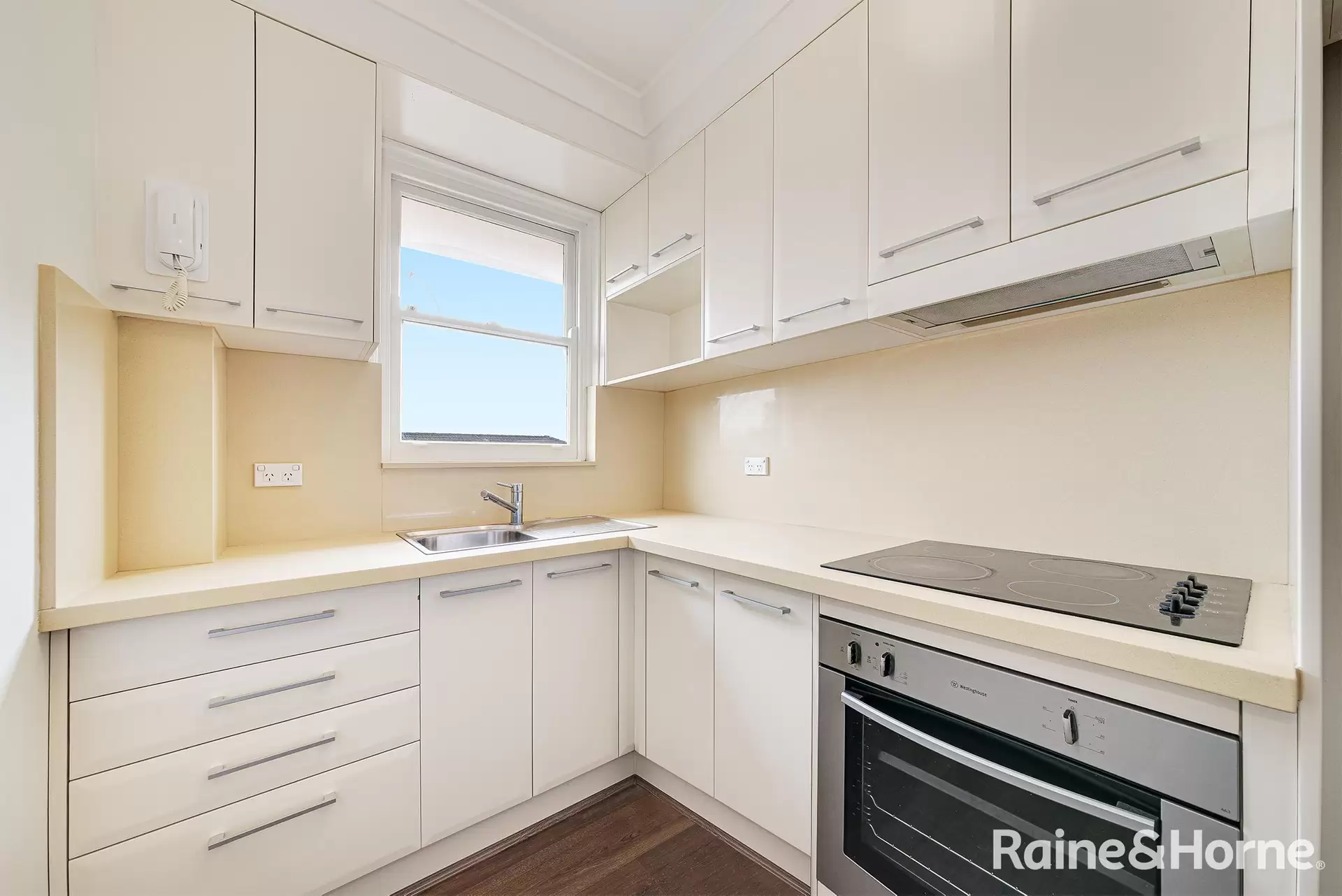 16/44 Waratah Avenue, Randwick Leased by Raine & Horne Randwick | Coogee | Clovelly - image 1