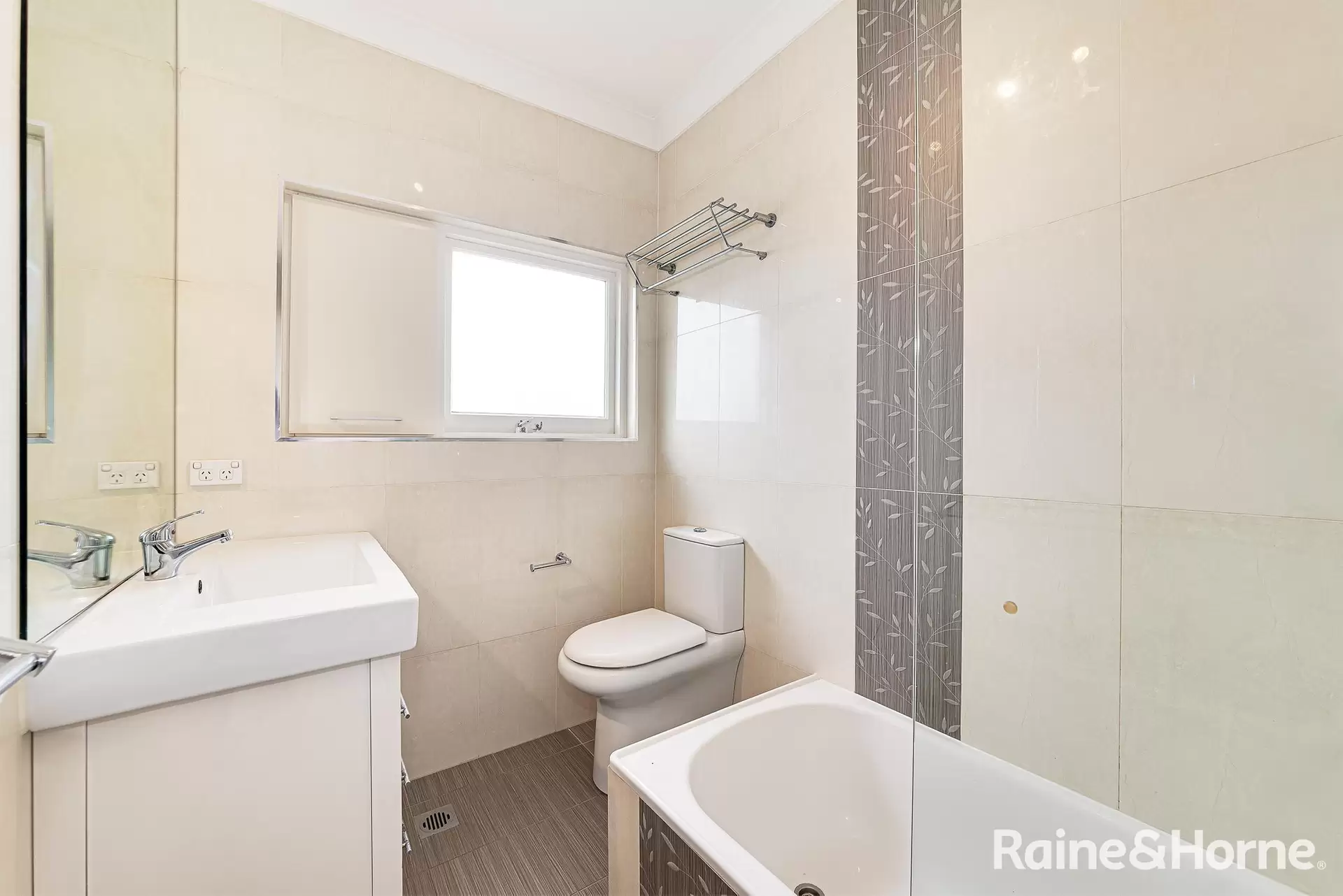 16/44 Waratah Avenue, Randwick Leased by Raine & Horne Randwick | Coogee | Clovelly - image 1