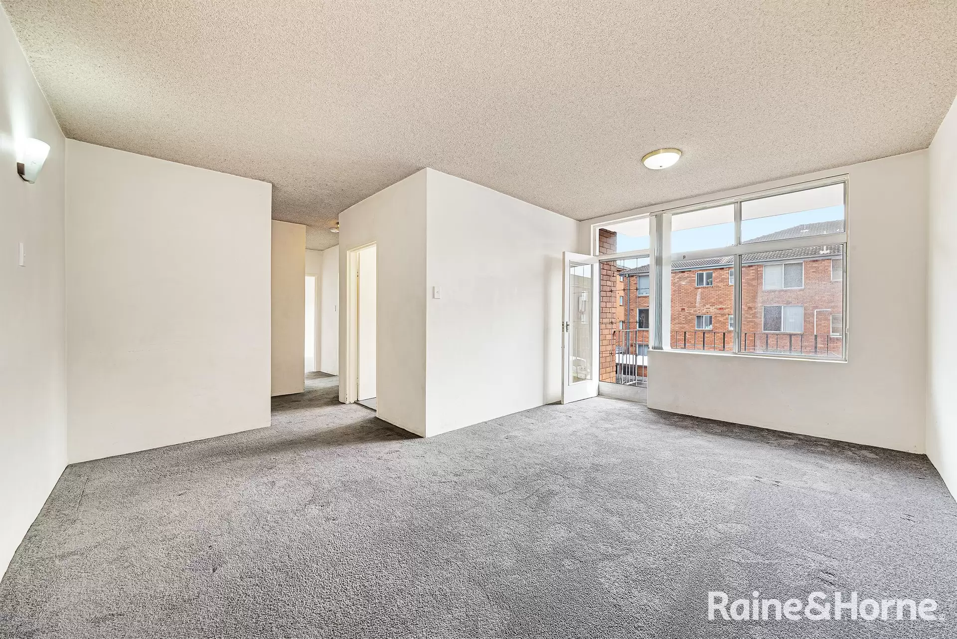5/35 Mascot Drive, Eastlakes Leased by Raine & Horne Randwick | Coogee | Clovelly - image 1