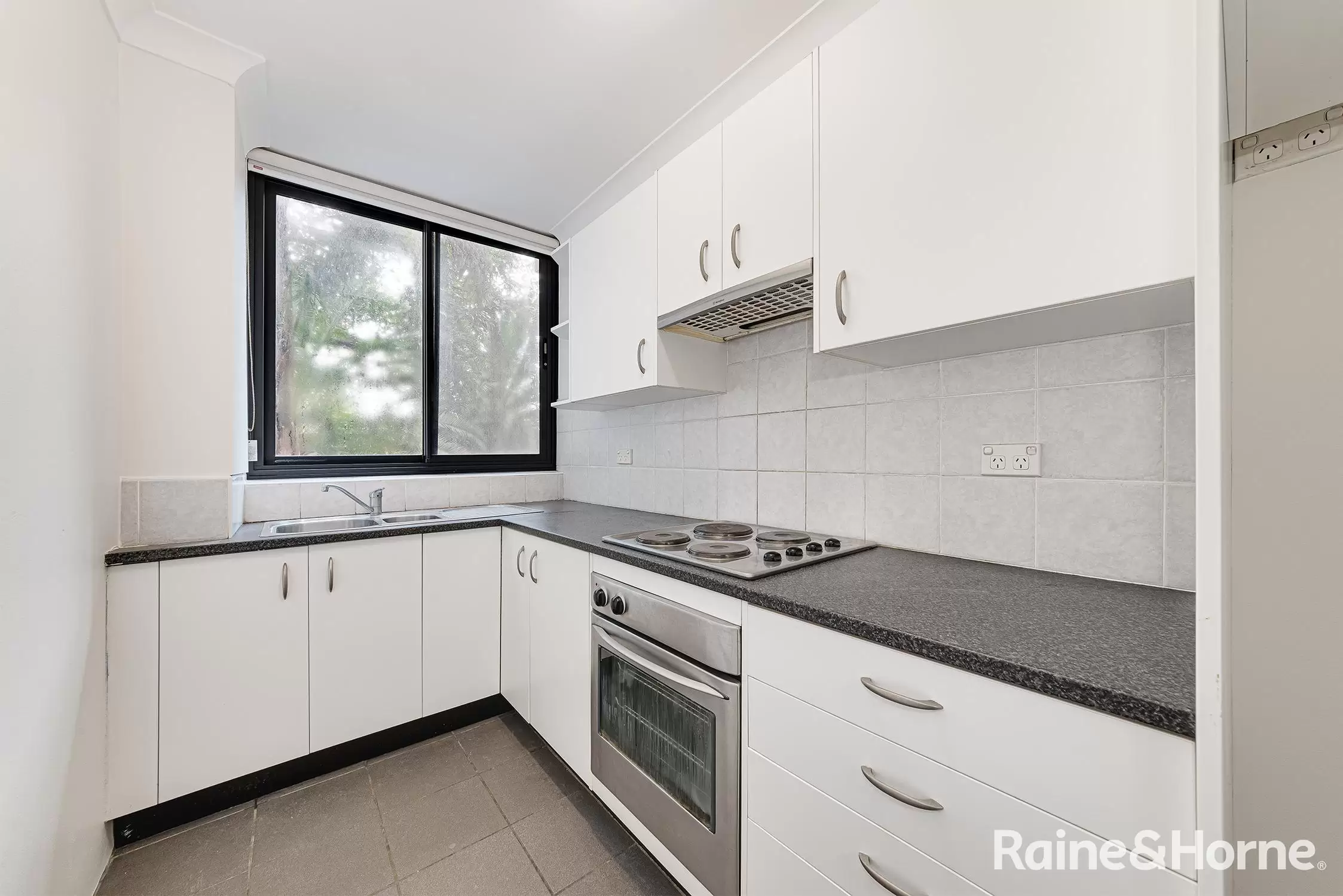 12/244 Alison Road, Randwick Leased by Raine & Horne Randwick | Coogee | Clovelly - image 2