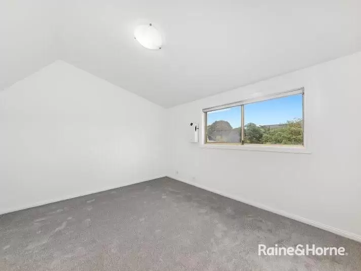 2/19 Doncaster Avenue, Kensington Leased by Raine & Horne Randwick | Coogee | Clovelly - image 5