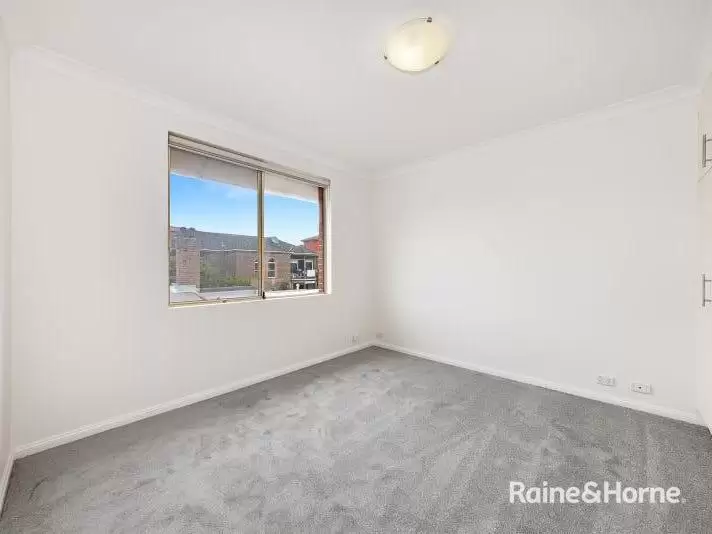 2/19 Doncaster Avenue, Kensington Leased by Raine & Horne Randwick | Coogee | Clovelly - image 3