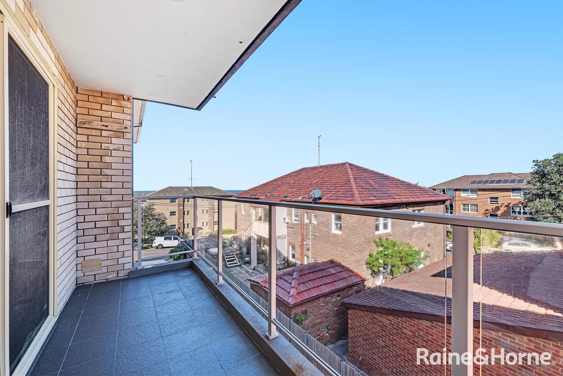 4/20 Bona Vista Avenue, Maroubra Leased by Raine & Horne Randwick | Coogee | Clovelly - image 1