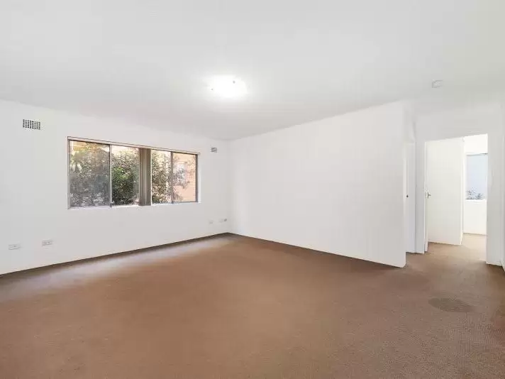 2/5 St Luke Street, Randwick Leased by Raine & Horne Randwick | Coogee | Clovelly - image 2