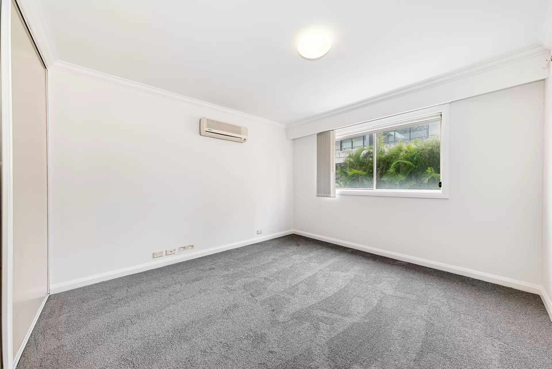 12/84 Bream Street, Coogee Leased by Raine & Horne Randwick | Coogee | Clovelly - image 1