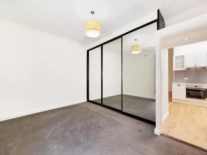 4/8 Wallace Street, Waverley Leased by Raine & Horne Randwick | Coogee | Clovelly - image 4