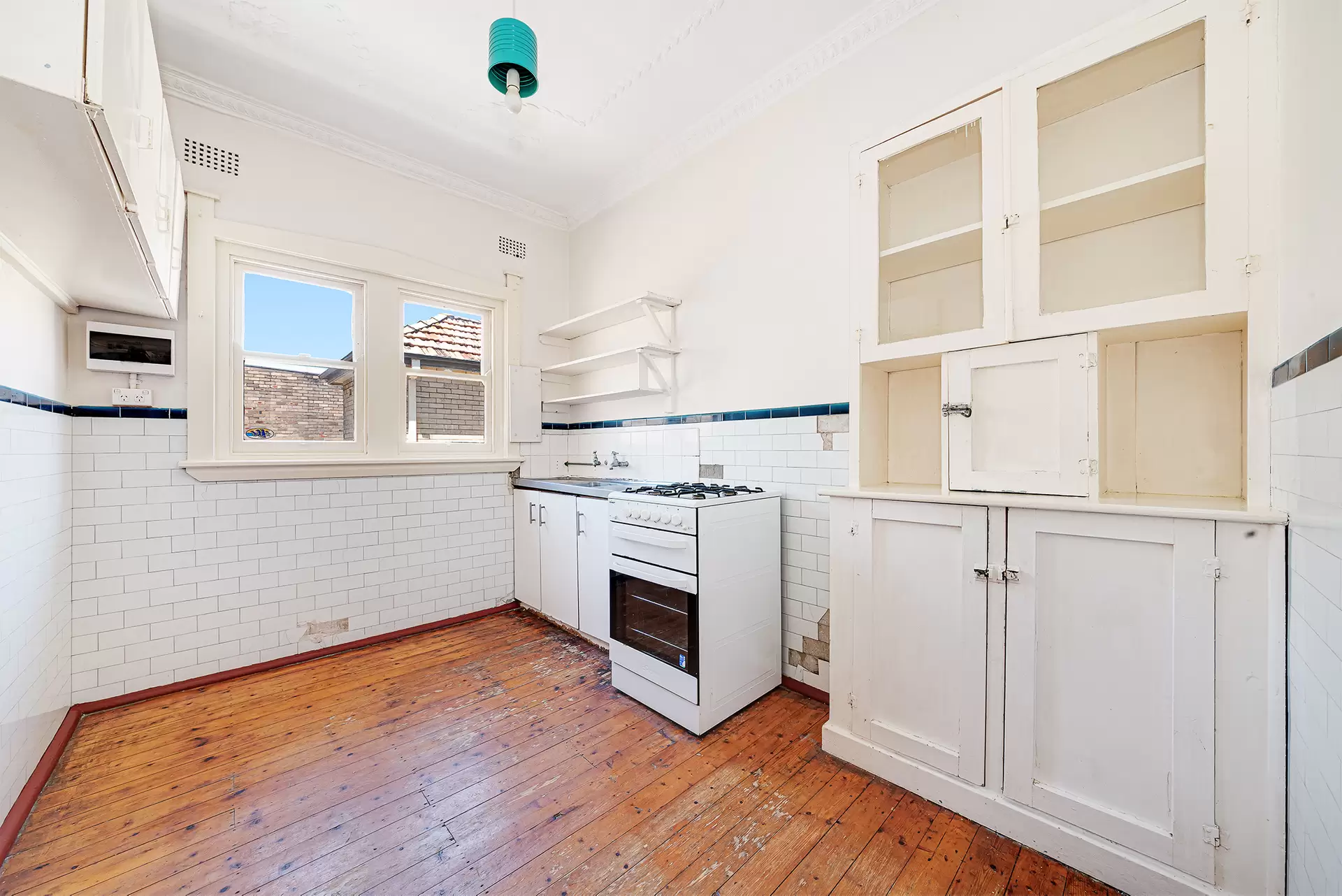 8/10 Ebley Street, Bondi Junction Leased by Raine & Horne Randwick | Coogee | Clovelly - image 1