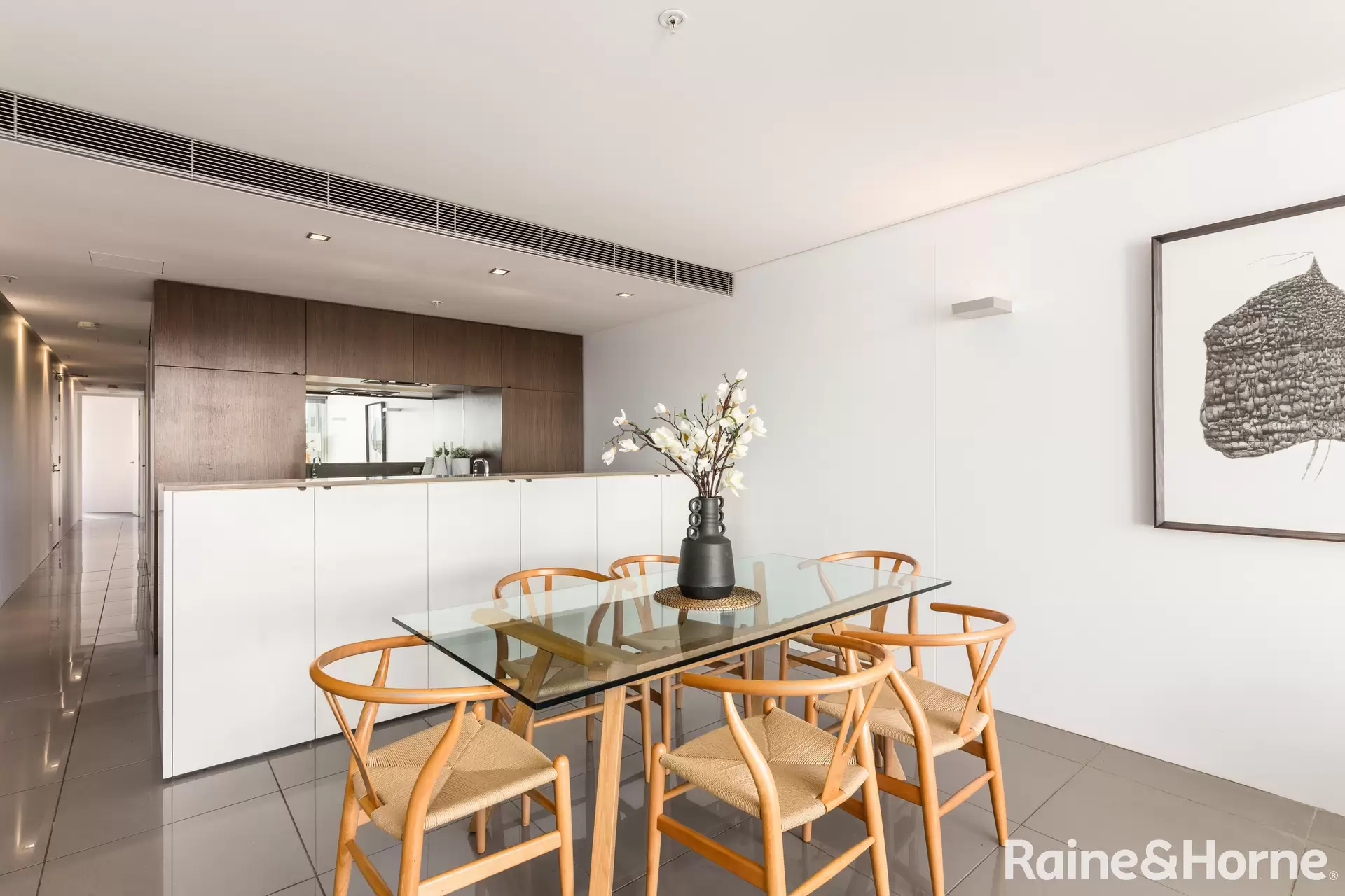 81/60-70 William Street, Woolloomooloo Leased by Raine & Horne Randwick | Coogee | Clovelly - image 1