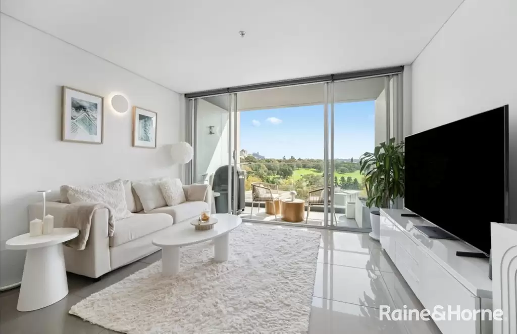 30/60-70 William Street, Woolloomooloo Leased by Raine & Horne Randwick | Coogee | Clovelly