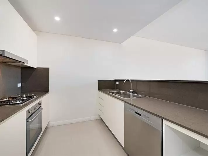 3402/39 Rhodes Street, Hillsdale Leased by Raine & Horne Randwick | Coogee | Clovelly - image 2