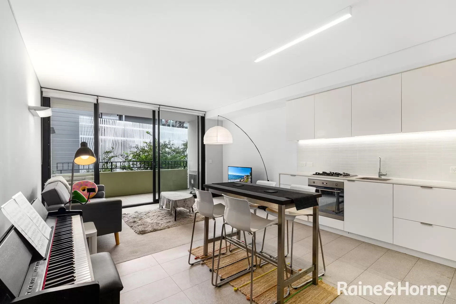 35/203 Barker Street, Randwick Sold by Raine & Horne Randwick | Coogee | Clovelly