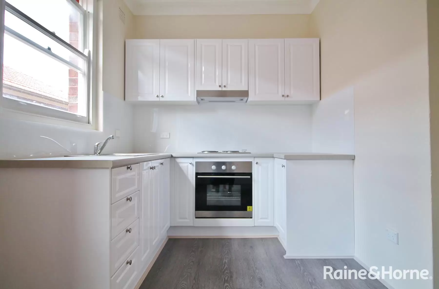 5/11A Kidman Street, Coogee Leased by Raine & Horne Randwick | Coogee | Clovelly - image 1