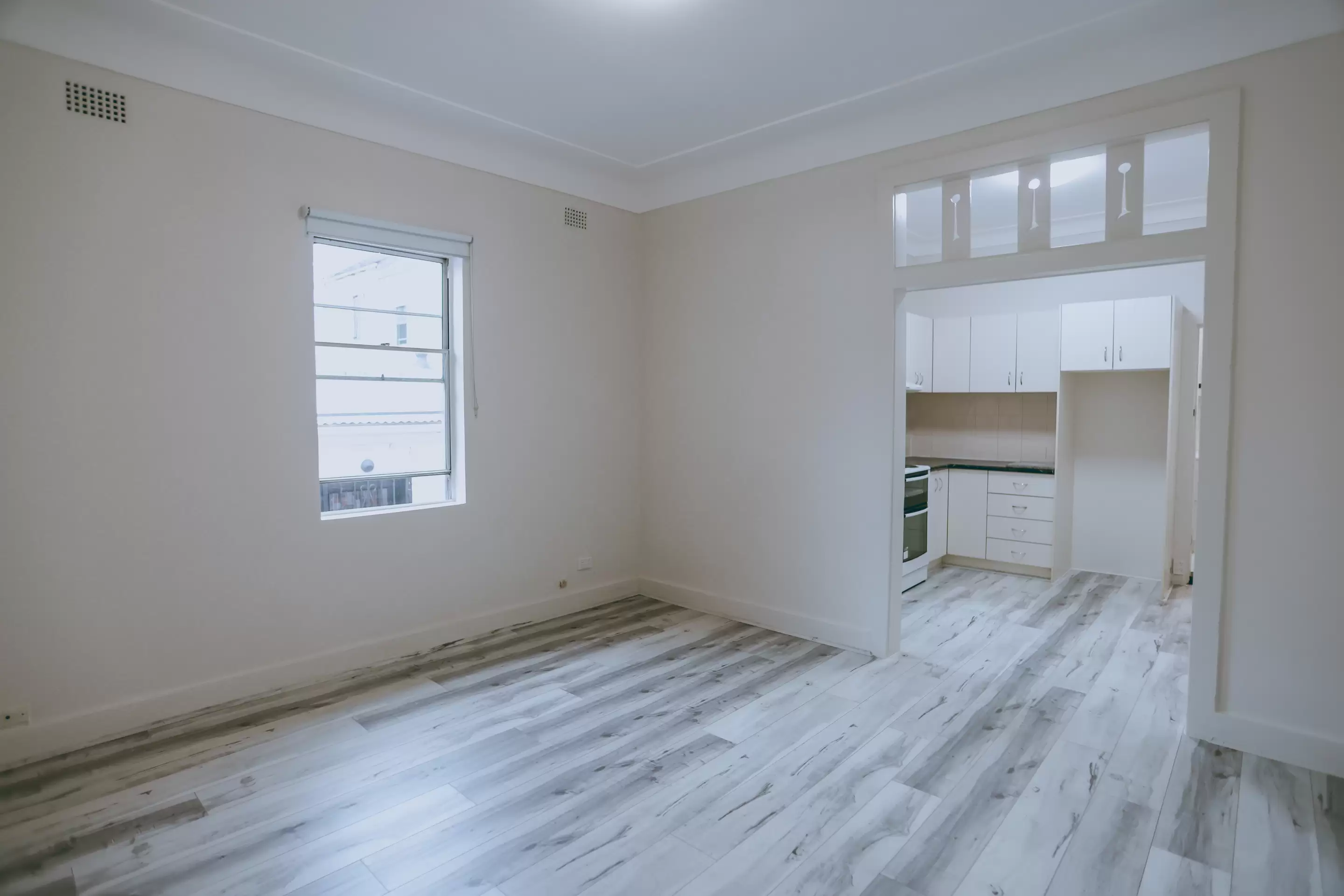 3/25 Mackenzie Street, Bondi Junction Leased by Raine & Horne Randwick | Coogee | Clovelly - image 2