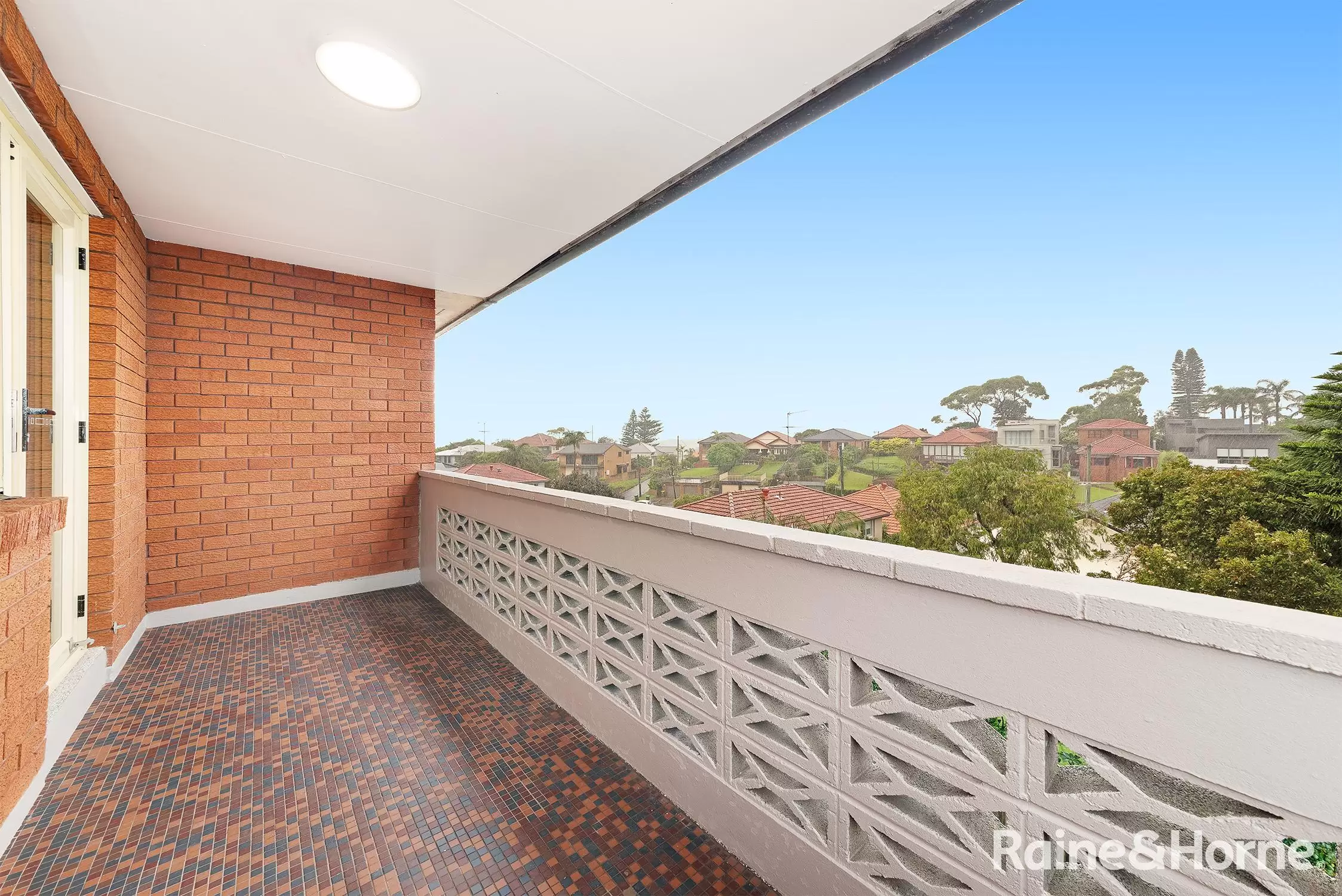 9/323 Maroubra Road, Maroubra Leased by Raine & Horne Randwick | Coogee | Clovelly - image 3