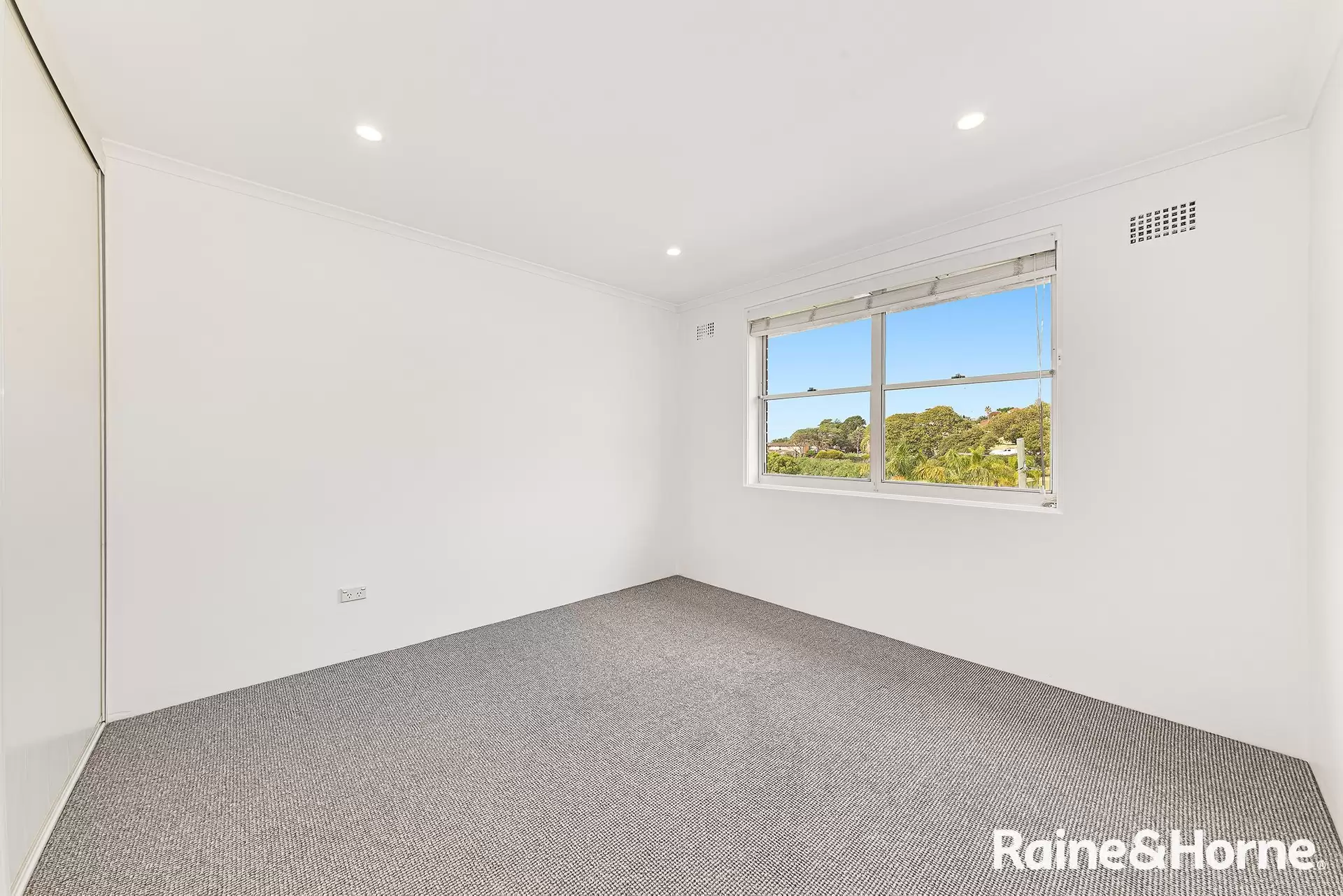 8/92 Melody Street, Coogee Leased by Raine & Horne Randwick | Coogee | Clovelly - image 1