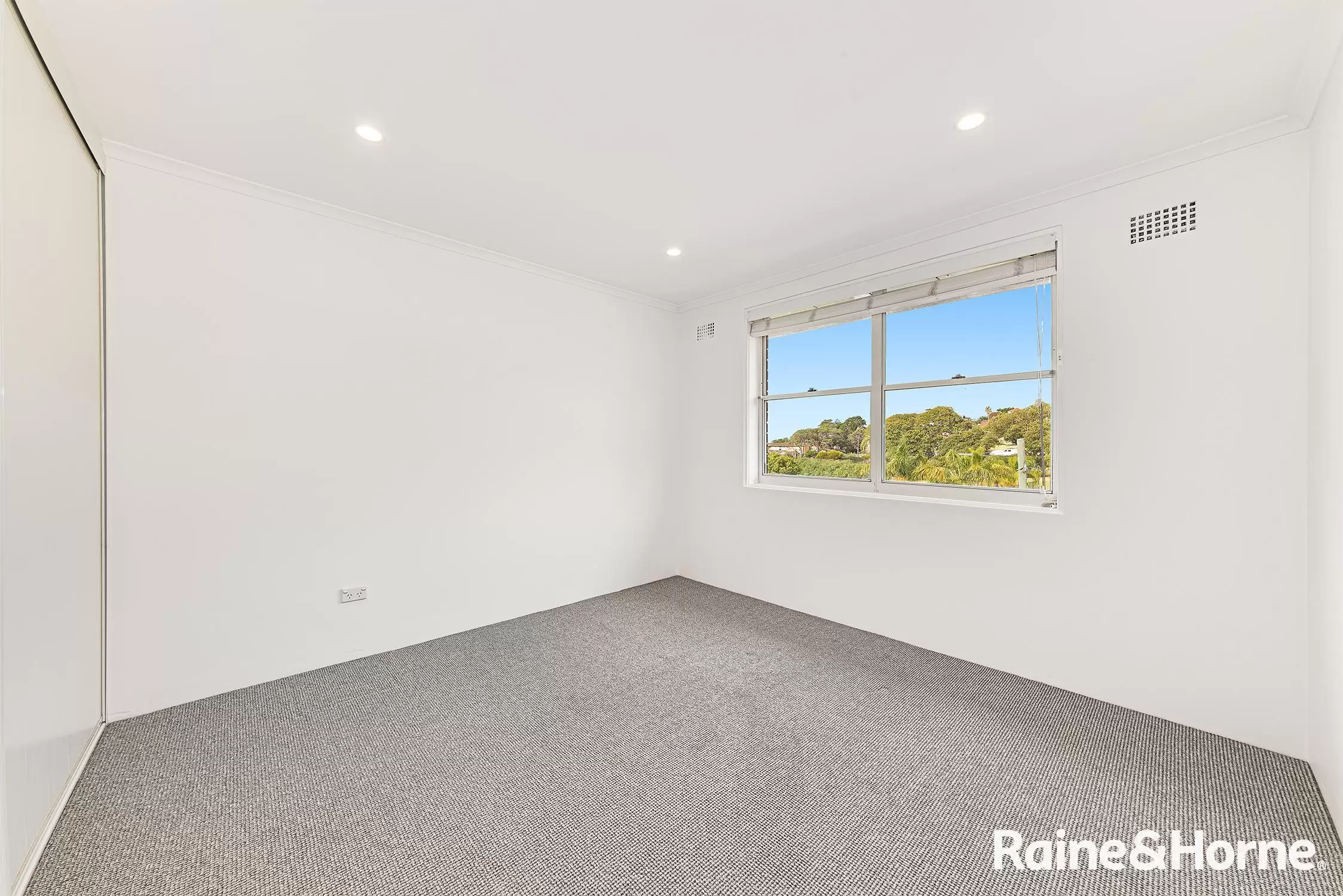 8/92 Melody Street, Coogee Leased by Raine & Horne Randwick | Coogee | Clovelly - image 3