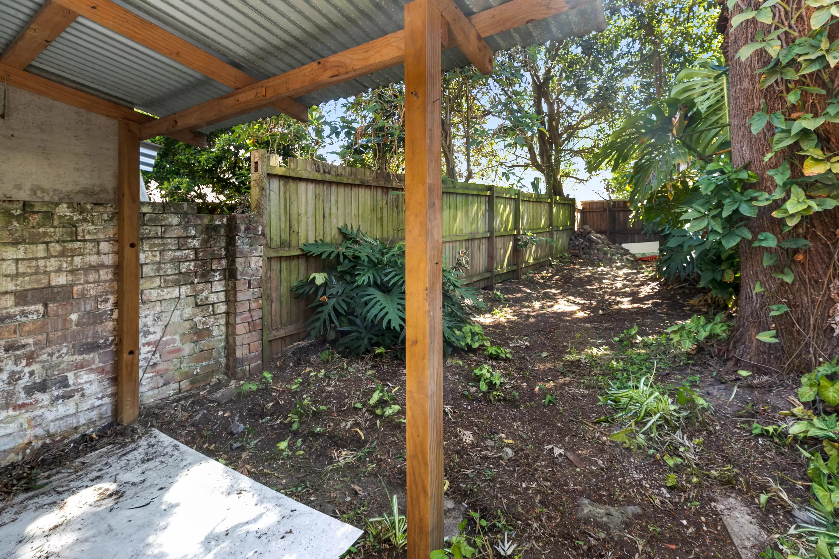 102 Oxford Street, Woollahra Sold by Raine & Horne Randwick | Coogee | Clovelly - image 1