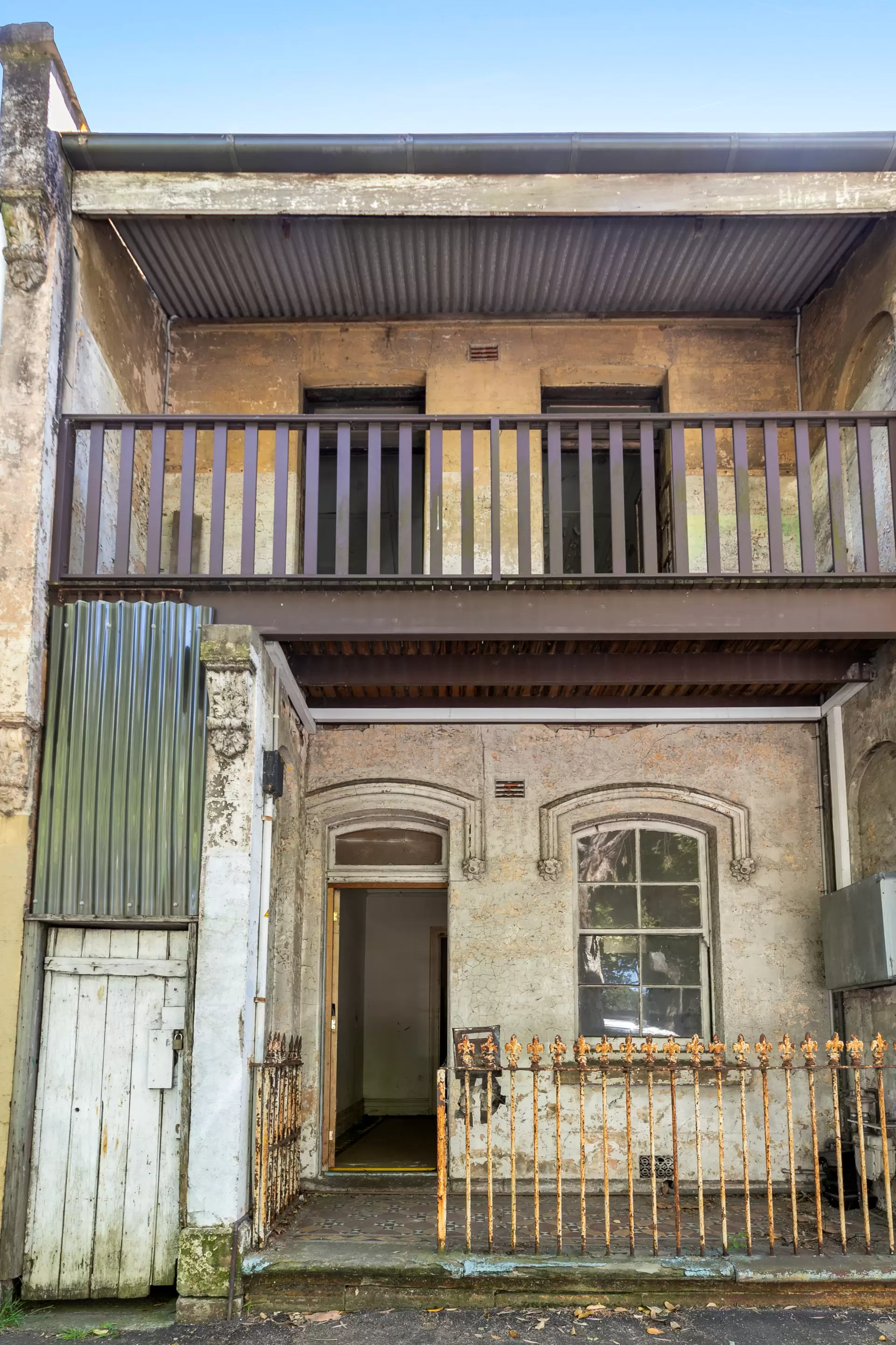 102 Oxford Street, Woollahra Sold by Raine & Horne Randwick | Coogee | Clovelly - image 3