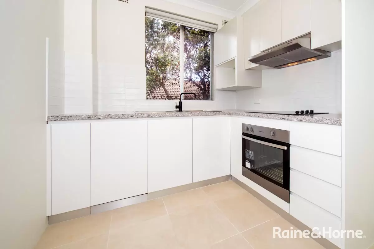 5/3-5 Flood Street, Clovelly Leased by Raine & Horne Randwick | Coogee | Clovelly - image 1