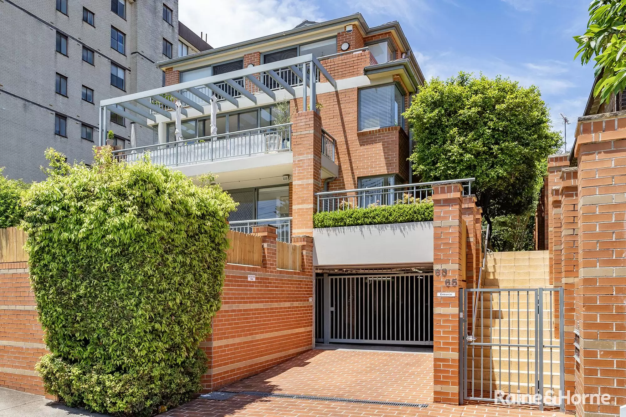 1/63 Market Street, Randwick Leased by Raine & Horne Randwick | Coogee | Clovelly - image 1