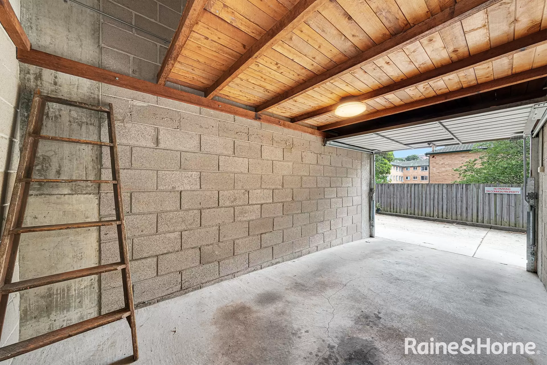 19/232 Rainbow Street, Coogee Leased by Raine & Horne Randwick | Coogee | Clovelly - image 1