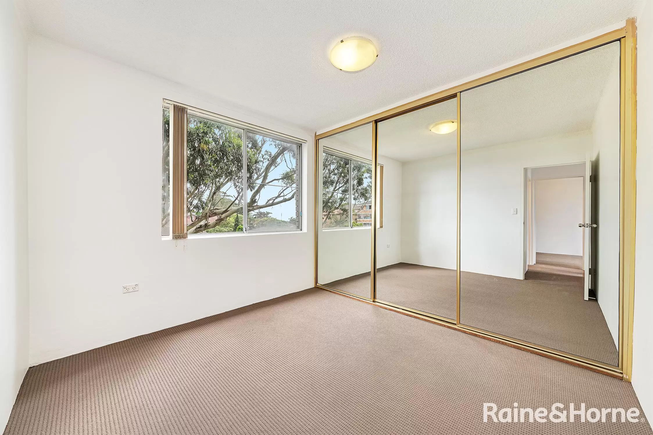 19/232 Rainbow Street, Coogee Leased by Raine & Horne Randwick | Coogee | Clovelly - image 4