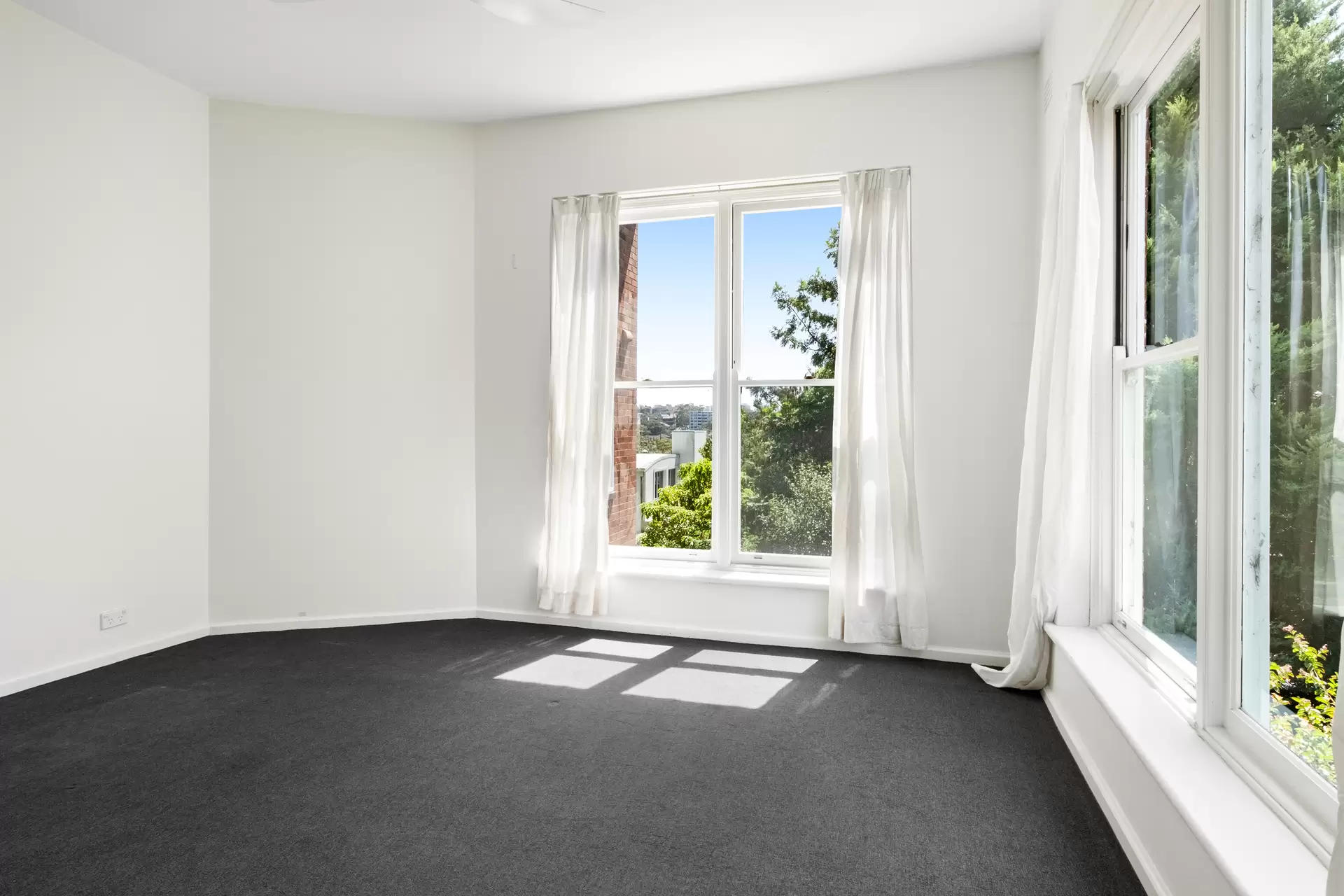 5/2-4 Daintrey Crescent, Randwick Leased by Raine & Horne Randwick | Coogee | Clovelly - image 1