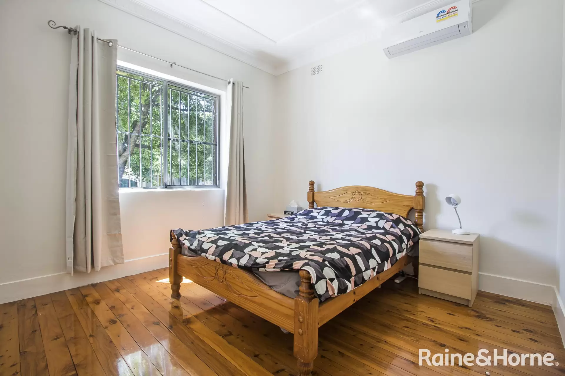 6/25 Mackenzie Street, Bondi Junction Leased by Raine & Horne Randwick | Coogee | Clovelly - image 1