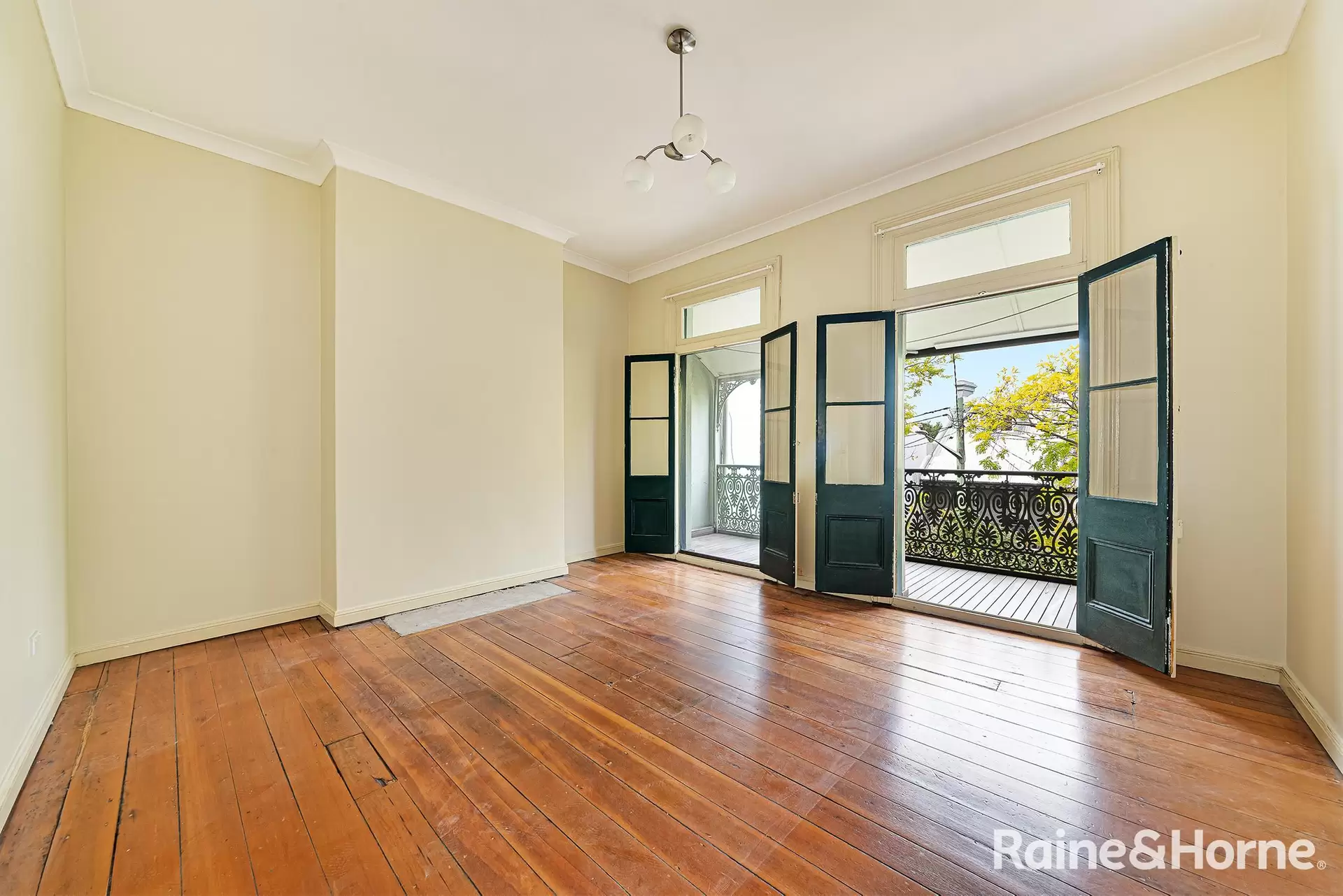 103 Womerah Avenue, Darlinghurst Leased by Raine & Horne Randwick | Coogee | Clovelly - image 1