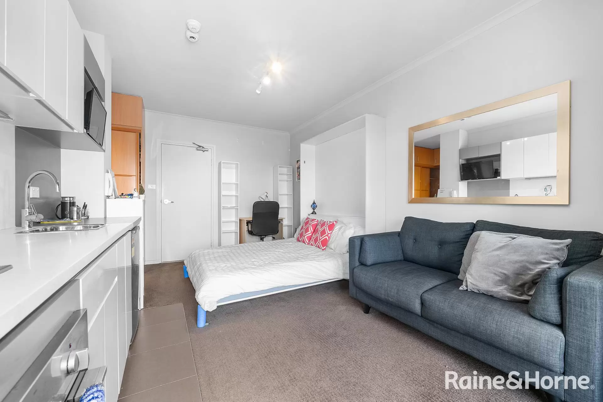 618/65-71 Belmore Road, Randwick Leased by Raine & Horne Randwick | Coogee | Clovelly - image 1