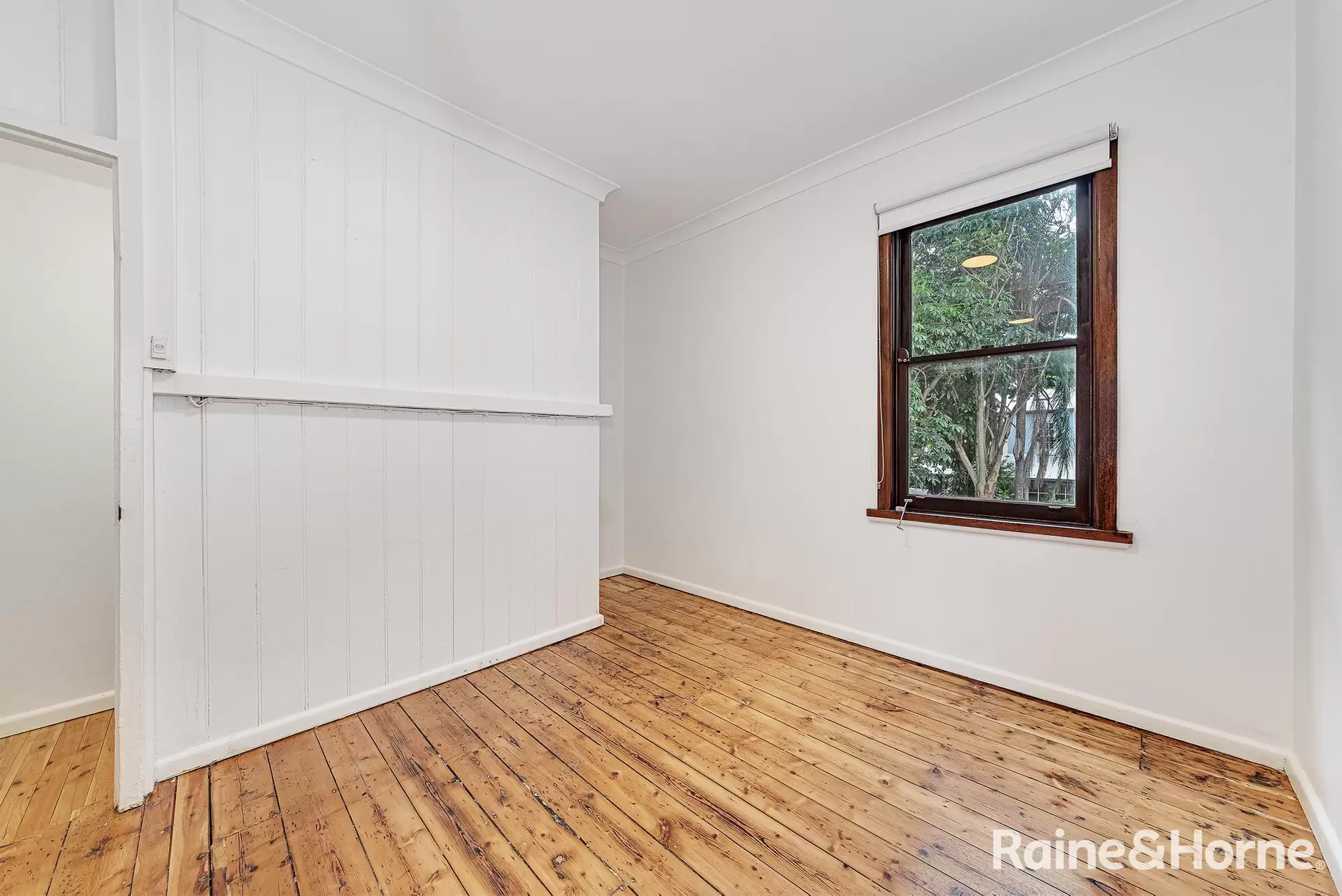 122 Simmons Street, Enmore Leased by Raine & Horne Randwick | Coogee | Clovelly - image 1