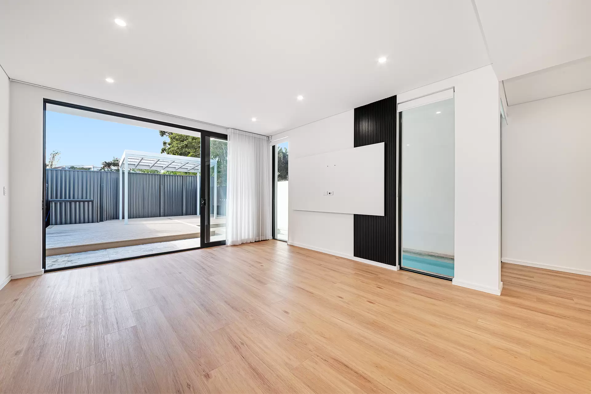 4 Hunter Avenue, Matraville Leased by Raine & Horne Randwick | Coogee | Clovelly - image 1