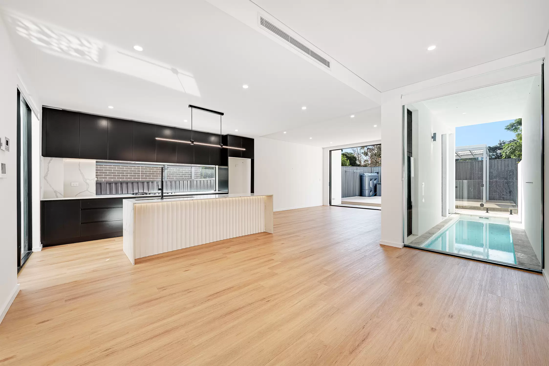 4 Hunter Avenue, Matraville Leased by Raine & Horne Randwick | Coogee | Clovelly - image 1