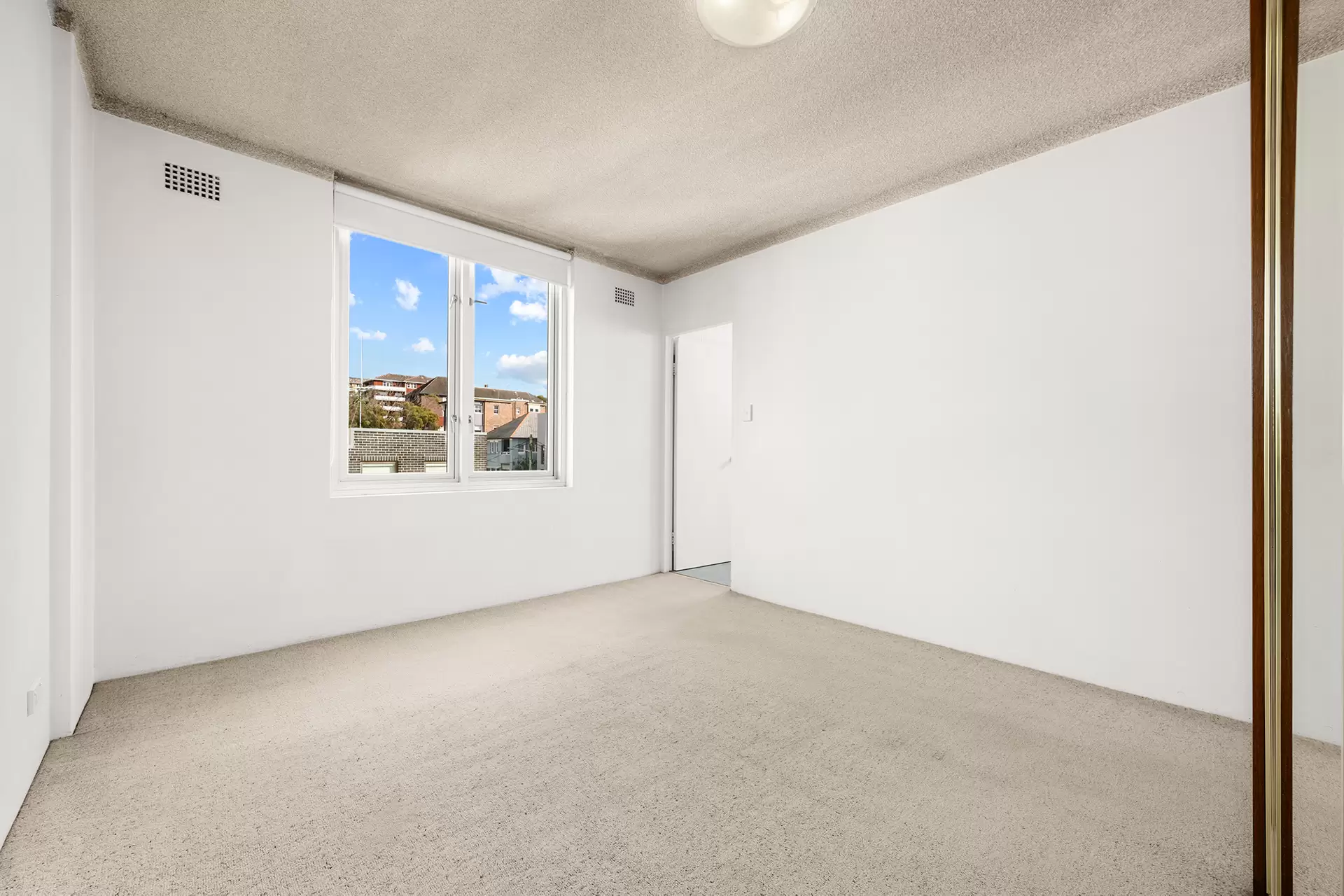 12/58 Carr Street, Coogee Leased by Raine & Horne Randwick | Coogee | Clovelly - image 1