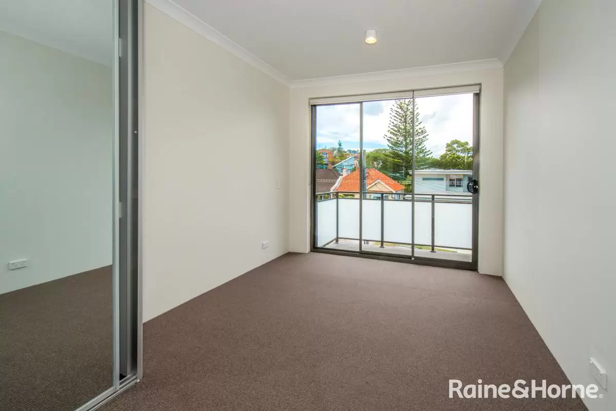1/3-5 Flood Street, Clovelly Leased by Raine & Horne Randwick | Coogee | Clovelly - image 3
