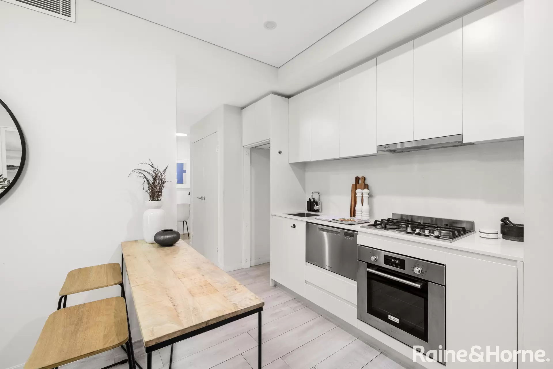 G04/82 Bay Street, Botany Sold by Raine & Horne Randwick | Coogee | Clovelly - image 1