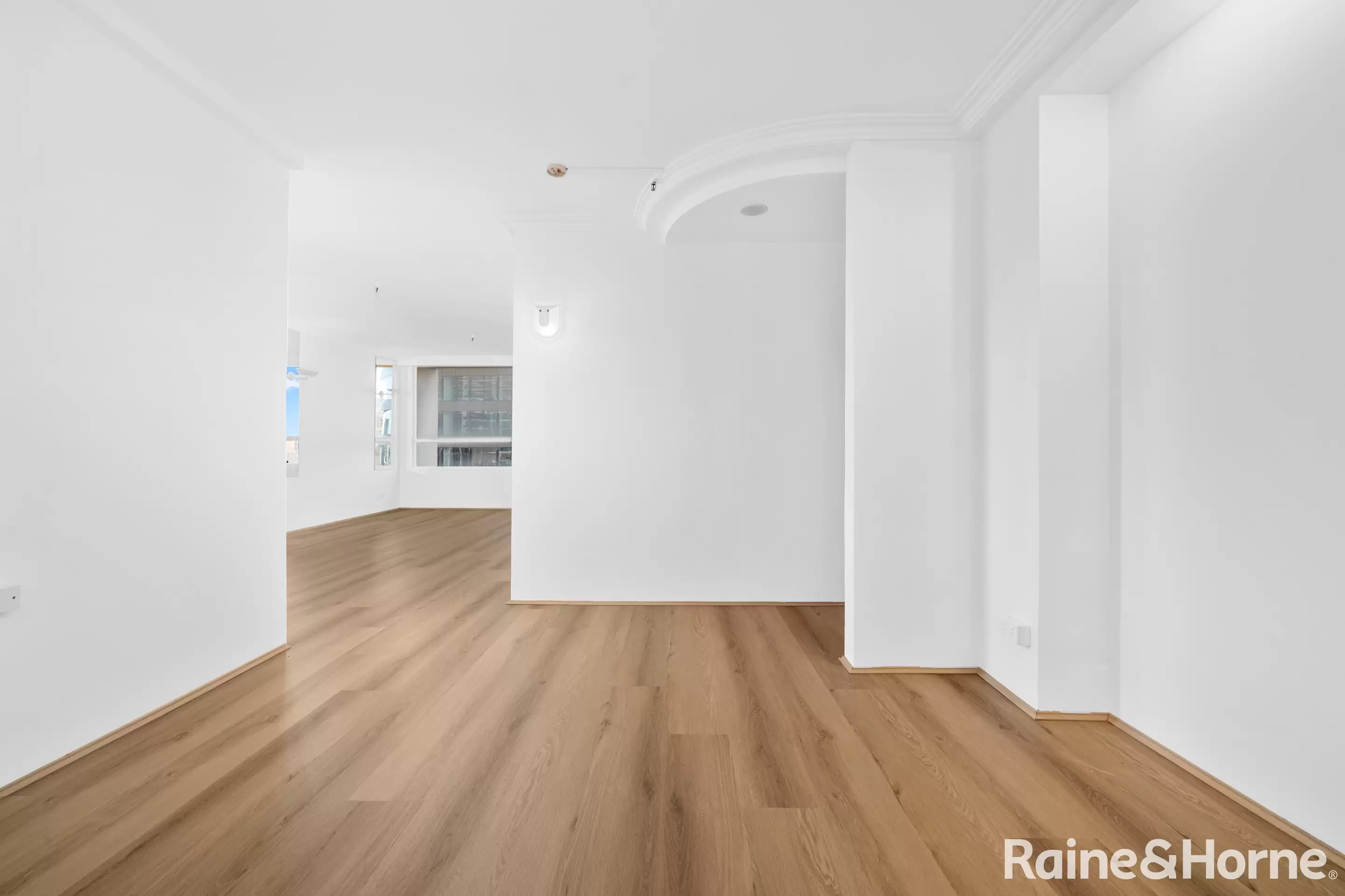 191/27 Park Street, Sydney For Sale by Raine & Horne Randwick | Coogee | Clovelly - image 3