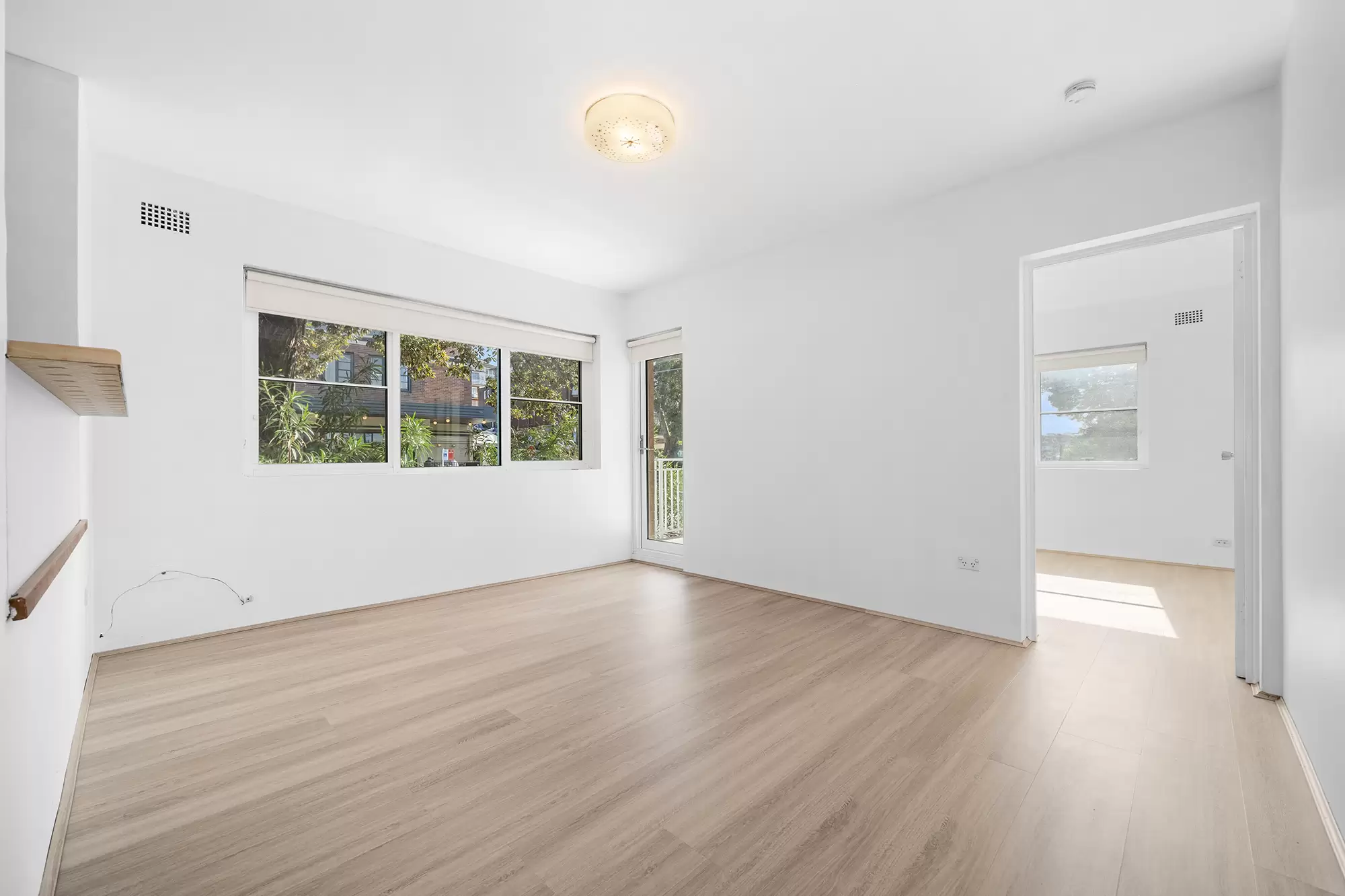 1/2 Carr Street, Coogee Leased by Raine & Horne Randwick | Coogee | Clovelly - image 3